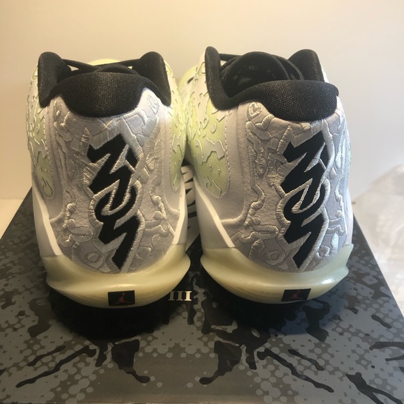Nike Jordan Zion 3 White Black Barely Volt (Men's) 9.5 OG Box basketball shoes - Picture 6 of 12